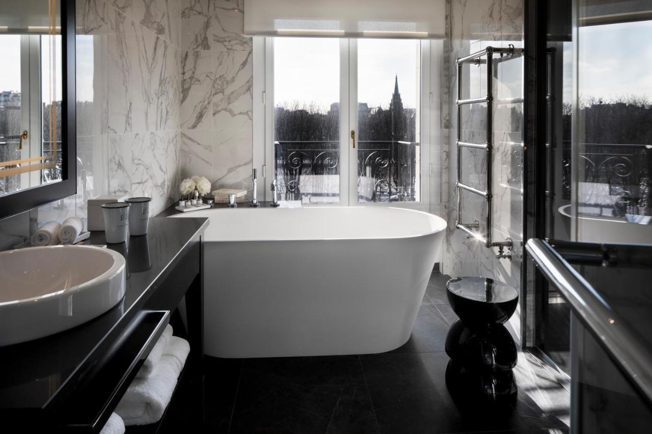 Le Damantin Hôtel&Spa Parijs Buitenkant foto Bathroom